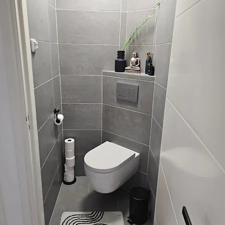 Moderne Gedeelde Woning Met Hottube, Dicht Bij Het Centrum *